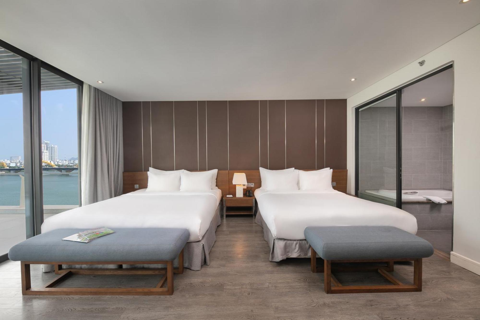 Avora Hotel Da Nang Exteriör bild